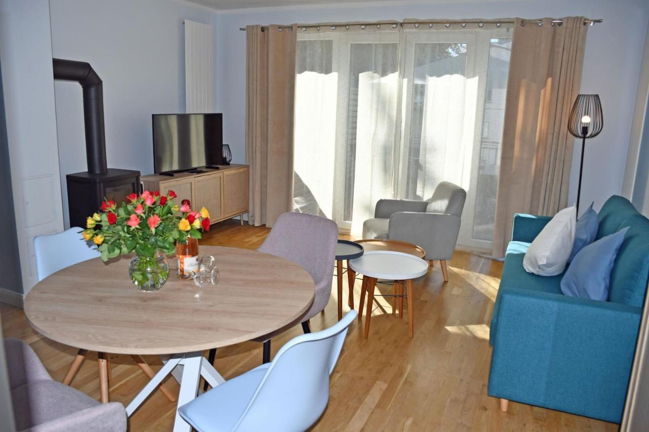 Schoene Ferienwohnungen Mit Kamin Im Ostseebad Sellin Esterno foto