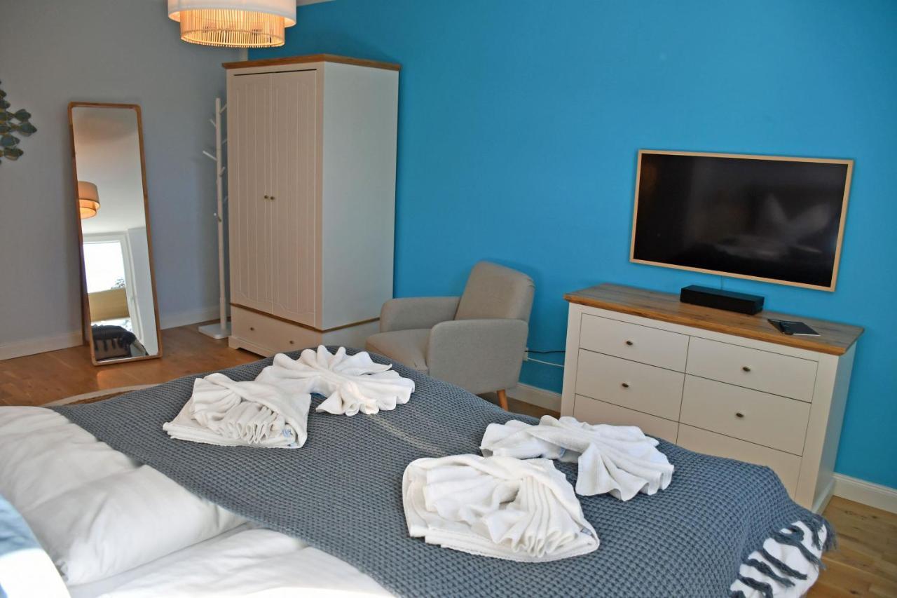 Schoene Ferienwohnungen Mit Kamin Im Ostseebad Sellin Esterno foto