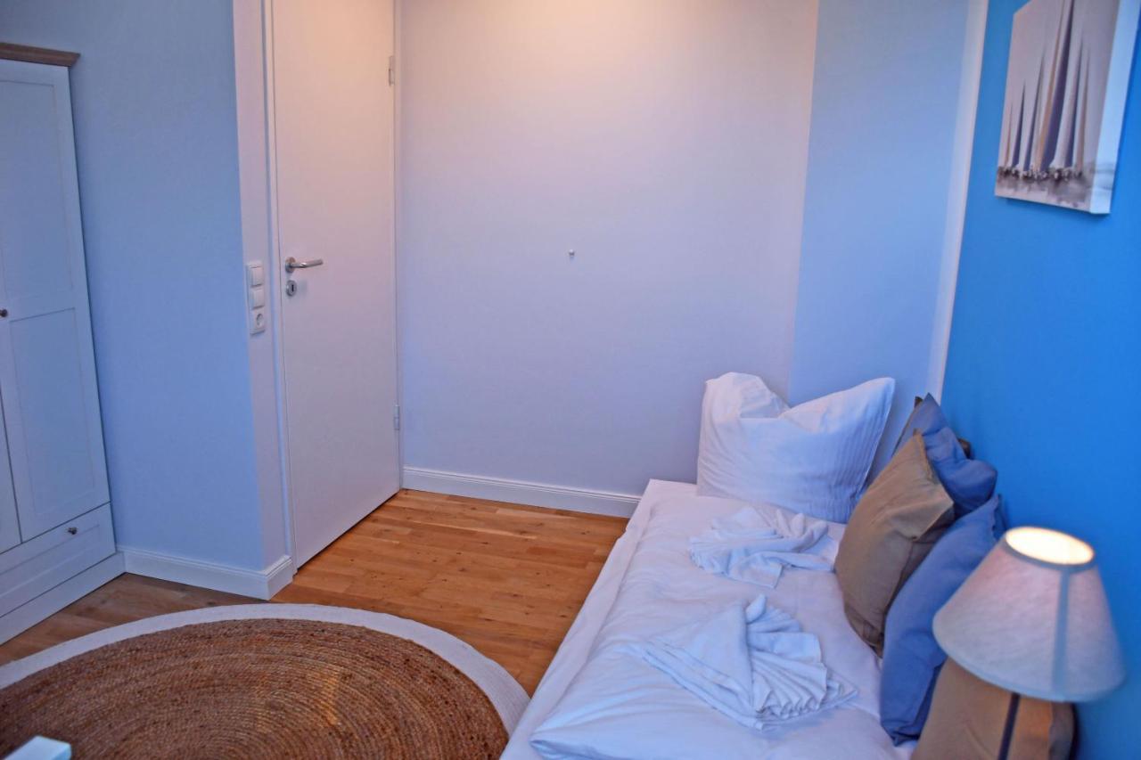 Schoene Ferienwohnungen Mit Kamin Im Ostseebad Sellin Esterno foto